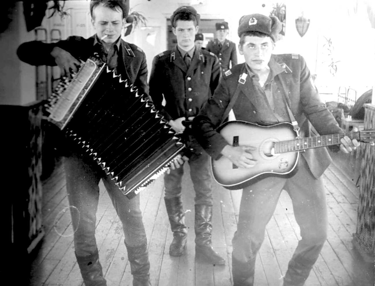 ���������